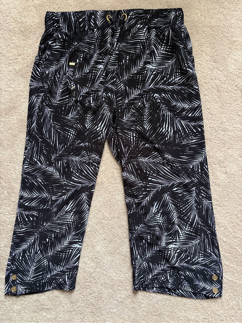 Michael Kors Black Palm-Leaf Print Capri Pants